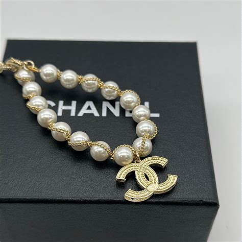 chanel pearl bracelet price.